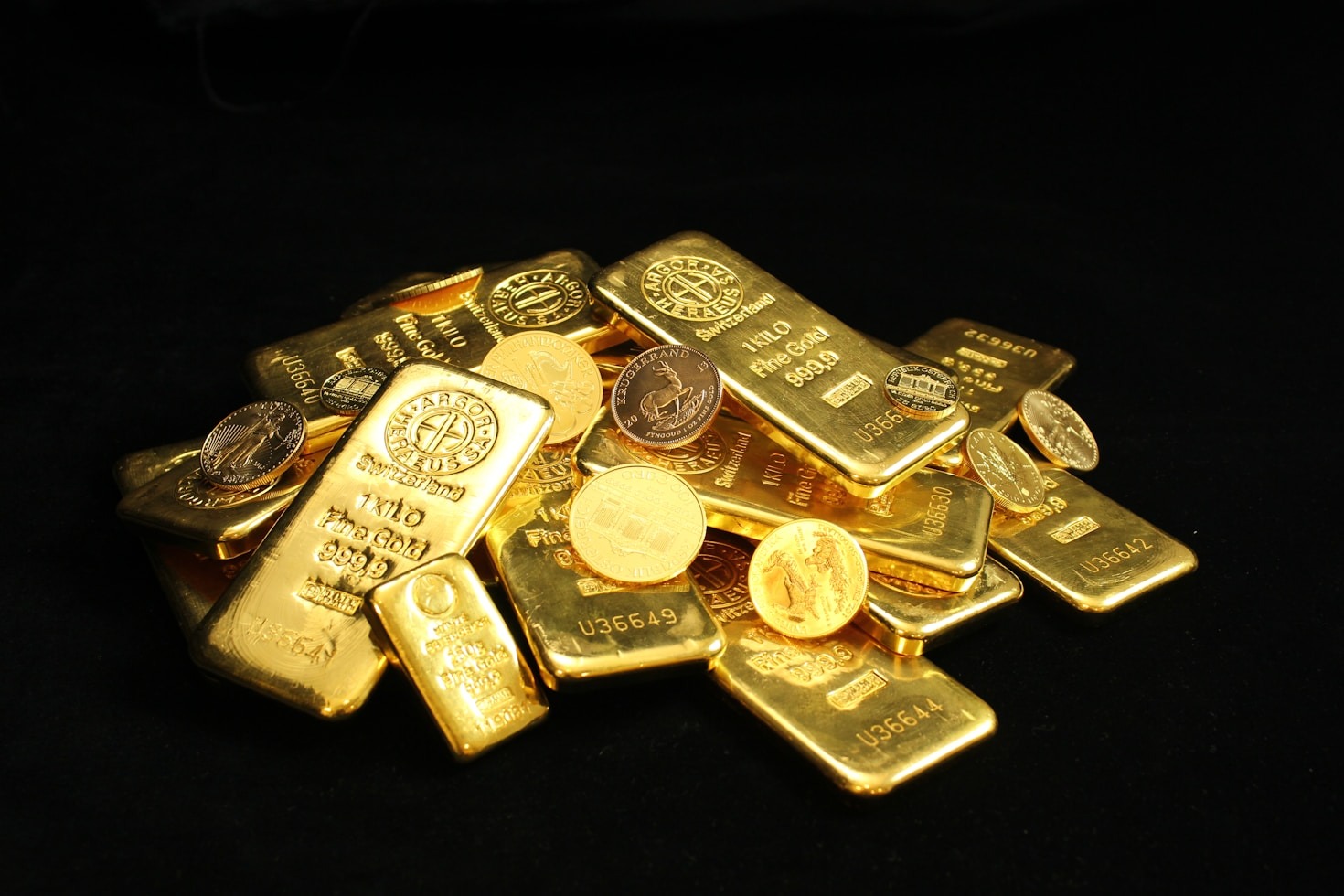 The Importance of Compliance in Gold Logistics